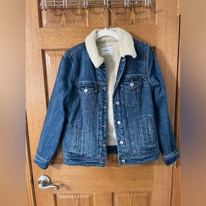 Jean jacket with fleece inside. Size small, hardly worn. Thick material